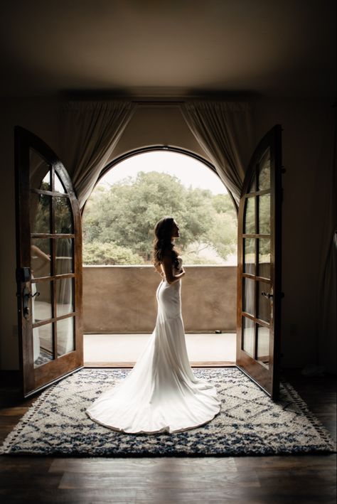 Santa Barbara Courthouse Wedding, Santa Barbara Courthouse, San Luis Obispo California, Bethany Joy, San Luis Obispo Wedding, California Wedding Photography, Outdoor Wedding Photos, Joy Photography, Santa Barbara Wedding