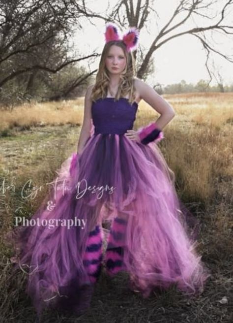 Cool Halloween Costumes For Women, Cute College Halloween Costumes, All Black Costumes, Creative Halloween Costumes For Women, Halloween Alice In Wonderland, Alice In Wonderland Outfit, Halloween Costumes For College, Cheshire Cat Costume, Black Halloween Costumes