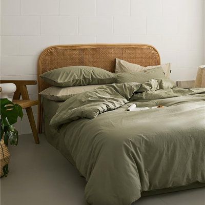 Material- Our Duvet Cover Set is woven from the high quality washed microfiber material(Soft like Cotton), We are sure this breathable, non-fading, and environmental friendly duvet cover will let you have a comfortable cozy sleep all night and wake up refreshed every morning. Details Highlight The Quality:We choose the design of envelope type pillowcase,the hidden zipper that we used has undergone multiple pull-in tests. Every corner of the duvet cover set has a pair of ties to keep the comforte Boho Bedding Green, Dusty Sage Bedding, Earthy Tones Bedding, Sage Green And Terracotta Bedding, Green Sheets Beige Comforter, Olive Green Bedding Aesthetic, Olive And Cream Bedroom, Sage Green Comforter Bedroom, Sage Green Bedding Ideas