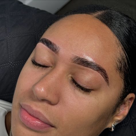 Lamination + hybrid tint ✨ NEW CLIENTS use code FIRST20 for money off your first visit ! ❤️‍🔥 #brows #newyorkbrows #nycbrows #browlamination #eyebrows #browmapping #hybridbrows #browartist #browspecialist #browsworldwide #queensbrows #browsinqueensny #browgoals Eyebrow Tinting And Lamination, Eyebrow Tint And Lamination, Eyebrow Lamination And Tint, Brow Lamination And Tint At Home, Thuya Brow Lamination, Eyebrow Lamination, Brow Artist, Queens Ny, Brow Lamination