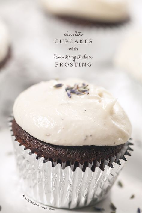 Chocolate Cupcakes with Lavender-Goat Cheese Frosting | Spache the Spatula Rainbow Eating, Cheese Dessert Recipes, Cocoa Cupcakes, Vegan Chocolate Muffins, Healthier Sweets, Lavender Cream, Lavender Recipes, Culinary Lavender, Fairy Cakes