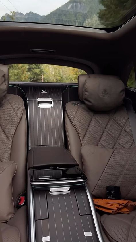 Mercedes Maybach Interior Maybach Interior, Billionaire Lifestyle Luxury Living, Mercedes Maybach, Luxury Lifestyle Dreams, Luxury Aesthetic, Classy Cars, Best Luxury Cars, Money And Happiness, Cannoli