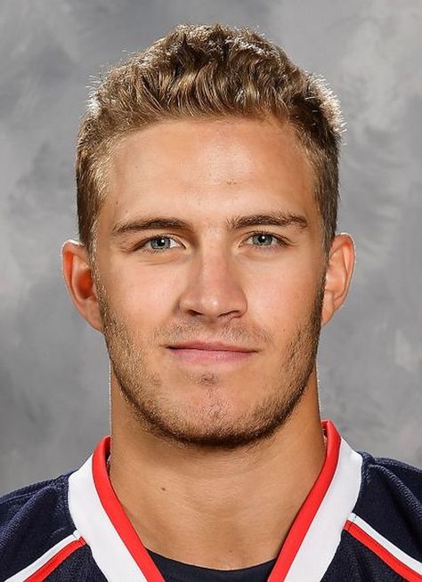 Alexander Wennberg Blonde Hockey Player, Alex Wennberg, Kyle Schwarber, Hot Hockey Players, Cody Christian, American Football Players, Columbus Blue Jackets, Nhl Players, Country Men