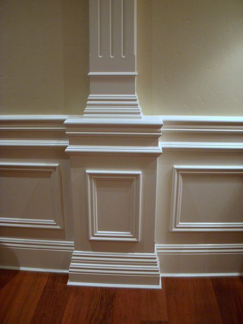 Wall Designing, Small House Remodel, Molding Wall, Victorian Interior Design, Wall Moulding, Wood Wall Design, Front Wall Design, Cornice Design, House Outer Design