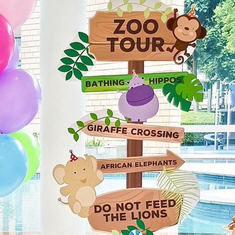 Safari Sign, Zoo Sign, Zoo Signage, Madagascar 1, Jungle Theme Birthday Party, Jungle Theme Parties, Jungle Theme Birthday, Zoo Birthday, Animals Birthday