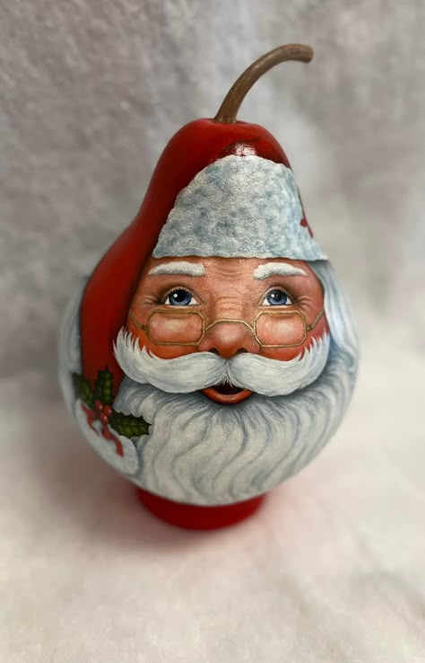 Christmas Gourds, Snowman Gourds, Dyi Art, Tole Decorative Paintings, Gorgeous Gourds, Gourds Birdhouse, Saint Nick, Hand Painted Gourds, Snowman Christmas Decorations