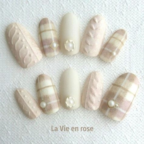 Bunny Nails, Art Deco Nails, Asian Nails, Beauty Nails Design, Plaid Nails, Sweater Nails, Pretty Gel Nails, Christmas Nails Acrylic, Soft Nails