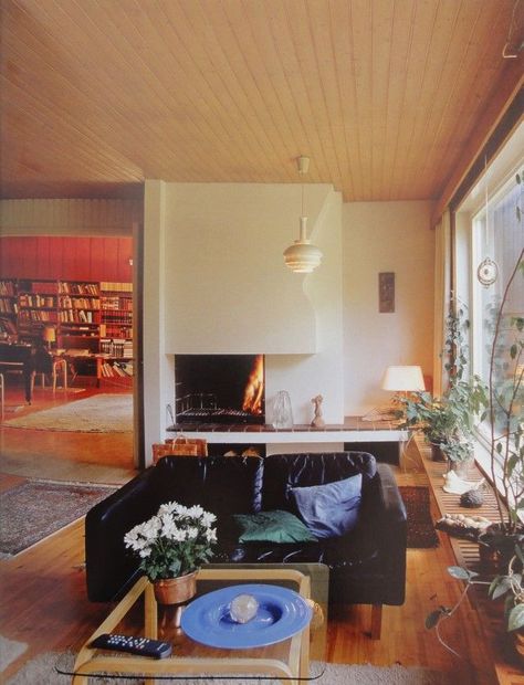 Alvar Aalto: The Mid-Century Villa Kokkonen - Mid Century Home Alvar Aalto House, Alvar Aalto, Mid Century House, 인테리어 디자인, Interior Architecture Design, House Inspiration, House Inspo, Architecture Interior, My Dream Home