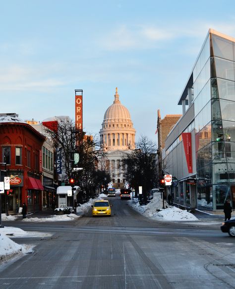 Uw Madison Campus, Uw Madison Aesthetic, University Of Wisconsin Aesthetic, Gameday Aesthetic, Downtown Madison Wisconsin, Uw Madison Dorm, Wisconsin University, University Of Wisconsin Madison Aesthetic, Bagel Board