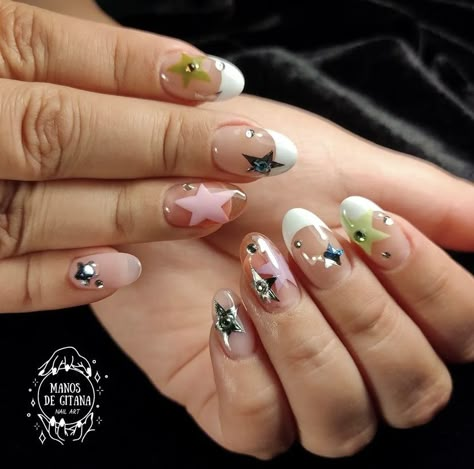 Natural Nail Nail Art, Pretty Gel Nails, Cute Gel Nails, Soft Nails, Nails Only, Nail Nail, Diamond Nails, Nails Desing, Girls Nails