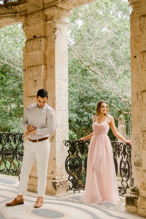 Lifestyle Engagement Shoot, Museum Shoot, Engagement Photos Outdoors, Vizcaya Museum And Gardens, Beach Mood, Vizcaya Museum, Engagement Picture Outfits, 2025 Wedding, Engagement Shots