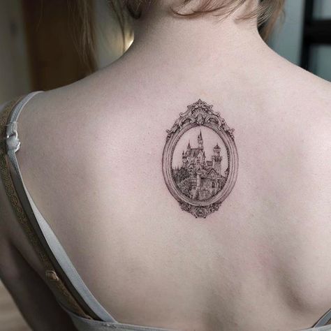 Mirror Tattoos, Vintage Castle, Vintage Style Tattoos, Tato Minimal, Castle Tattoo, Vintage Tattoo Design, Framed Tattoo, Kunst Tattoos, Horror Tattoo