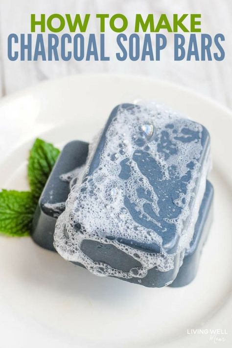 Diy Charcoal Soap, Charcoal Soap Recipe, Homemade Soap Recipe, Diy Charcoal, Natural Soaps Recipes, Savon Diy, Diy Soap Bars, Easy Soap Recipes, Charcoal Bar