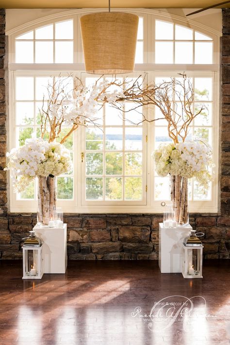 Muskoka Wedding Flowers Windermere House Rachel A. Clingen Ceremony Decorations Indoor, Branch Arch Wedding, Tree Wedding Ceremony, Tree Branch Wedding, Birch Tree Wedding, Diy Wedding Arch, Wedding Branches, Wedding Alters, Rustic Wedding Decorations