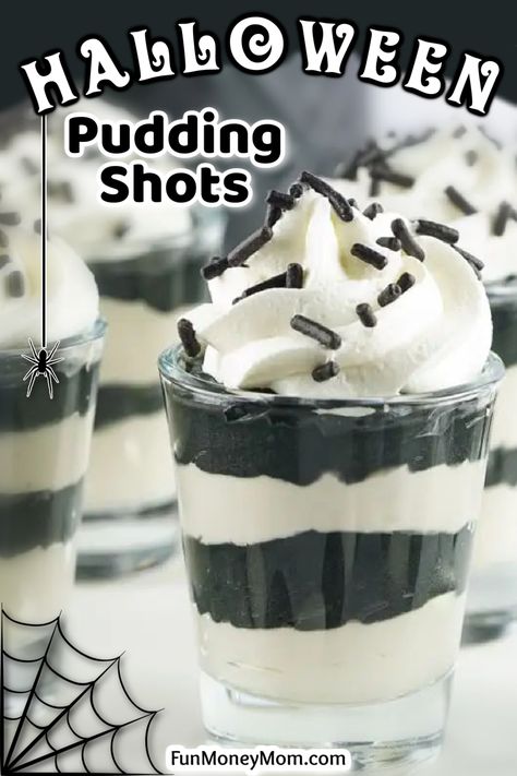 Halloween Pudding Shots, Dessert Shots Recipes, Halloween Pudding, Pudding Shot Recipes, Halloween Jello, Halloween Party Drinks, Perfect Halloween Party, Dessert Shots, Pudding Shots