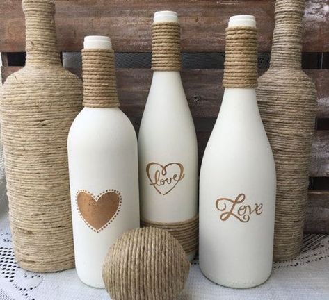 Alcohol Bottle Crafts, Deco Champetre, Diy Glass Bottle Crafts, Wine Bottle Art, Wine Bottle Diy Crafts, Diy Bottle Crafts, Wine Decor, Wine Bottle Diy, Glass Bottle Crafts