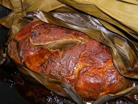 Kalua Pig Recipe, Kahlua Pork, Hawaiian Pidgin, Pork Oven, Hawaiian Pork, Luau Ideas, Hawaiian Foods, Luau Food, Pork Entrees