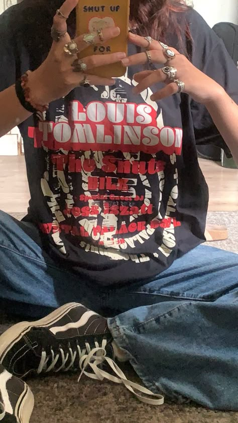 Louis Tomlinson Concert Outfit Ideas Summer, Louis Tomlinson Outfits, Gf Aesthetic, Concert Ideas, Concert Fit, Rockstar Gf, Concert Outfits, Louis And Harry, Louis Williams