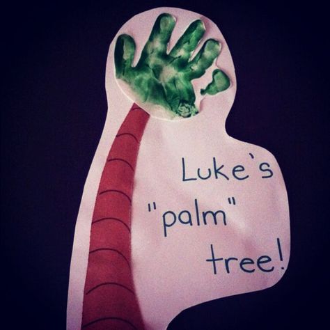 Palm tree Beach Theme Preschool Activities, Beach Theme Preschool, Baby Art Projects, Preschool Projects, Summer Preschool, Toddler Arts And Crafts, Luau Theme, Daycare Activities, Handprint Crafts