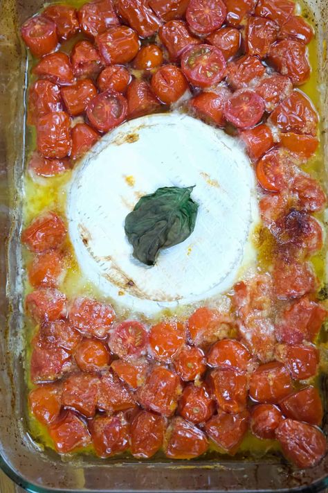 Brie Tomato Basil Pasta, Brie And Pasta Recipes, Brie Recipes Pasta, Dinner Recipes Using Brie Cheese, Bree Cheese Pasta, Brie And Tomato Pasta, Pasta With Brie And Tomatoes, Brie Tomato Pasta, Tomato Brie Pasta