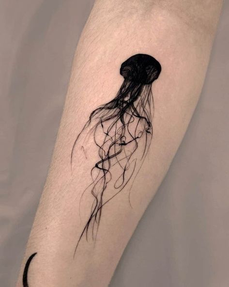 Black Jellyfish Tattoo, Moon Jellyfish Tattoo, Small Octopus Tattoo, Octopus Legs, Octopus Tattoo Design, Jellyfish Tattoo, Octopus Tattoo, Dragon Tattoo Designs, Dragon Tattoo