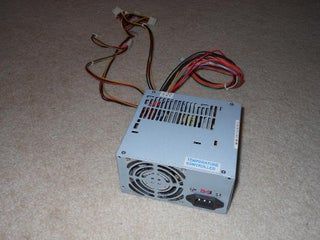 Old Computer, Home Electrical Wiring, Speaker Projects, Computer Power Supplies, Hobby Electronics, Electronics Basics, Electronic Circuit Projects, Electrical Projects, Electronics Projects Diy