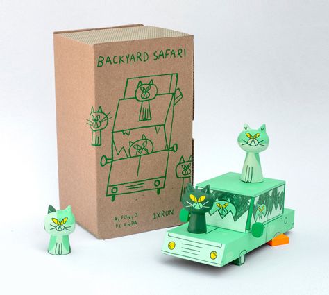 BACKYARD SAFARI wooden figure set on Behance Toys Design, Art Toys Design, Board Game Design, Toy Packaging, School Of Visual Arts, Box Packaging Design, Print Ideas, Vinyl Toys, Packaging Ideas