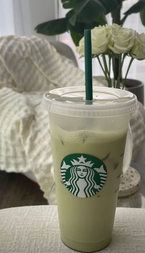 credit goes to the right owner (not mine) Starbucks Aesthetic Matcha, Green Starbucks Aesthetic, Matcha Starbucks Aesthetic, Starbucks Aesthetic, Starbucks Matcha, Matcha Lover, Matcha Drink, Starbucks Lovers, Music On Spotify