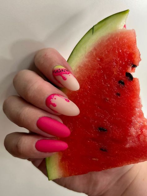 Summer Nails With Watermelon, Summer Nails 2023 Fruit, Watermelon Nails 2024, Watermelon Nail Art Design, Gel Nails Watermelon, Fruit Summer Nails, Watermelon Color Nails, Watermelon Nails Acrylic, Nails With Watermelon