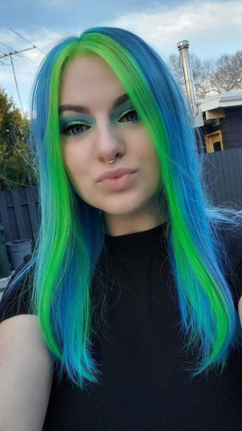 Split Dye Blue And Green, Hair Color Ideas Blue And Green, Green Hair With Blue Highlights, Blue Hair Green Highlights, Electric Green Hair, Half Green Half Blue Hair, Half Blonde Half Blue Hair, Blue And Neon Green Hair, Neon Blue Hair Color