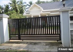 Simple Gate Designs, New Gate Design, Modern Main Gate Designs, Home Gate Design, Gate Designs Modern, Single Door Design, Modern Gate, House Main Gates Design, Modern Fence Design