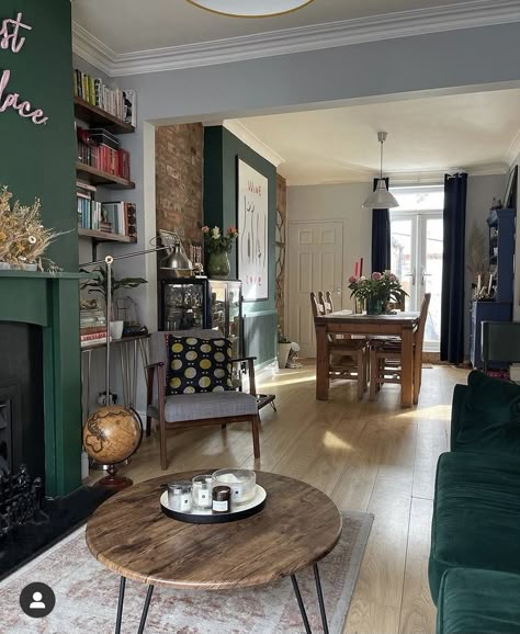 Coastal Outdoor Dining, Victorian Terrace Living Room, Living Room Knock Through, Victorian Terrace Interior, Dark Green Living Room, Living Room Looks, Terrace Living Room, Victorian House Interiors, Victorian Living Room