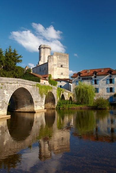 French Cities, Village Aesthetic, Dordogne France, French Village, Gorgeous Places, Provence France, Limousin, Aquitaine, Photo Essay