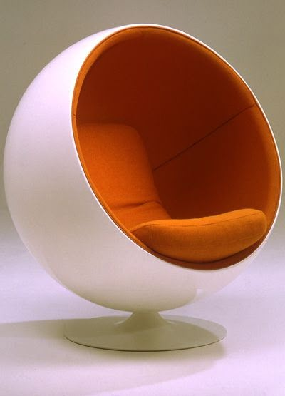 70s Chairs Retro, Ball Chair Eero Aarnio, Space Age Chair, Retro Futuristic Furniture, 70s Chair, Space Age Interior, Futuristic Chair, Space Age Furniture, 70s Chairs