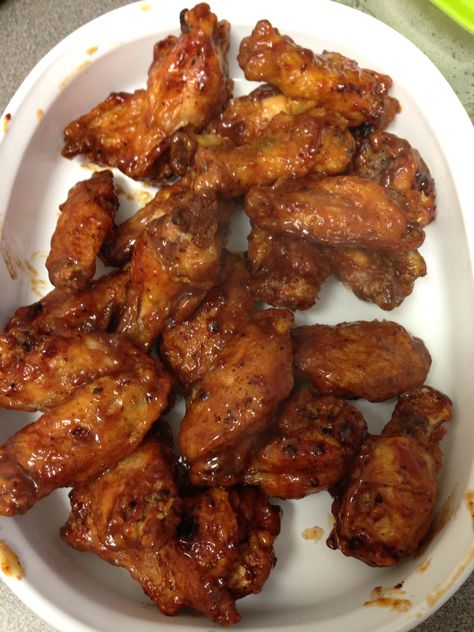 Bbq Chicken Aesthetic, Chicken Wings Barbecue, Homemade Hot Wings, Homemade Bbq, Hot Wings, Snap Food, Recipes From Heaven, Unhealthy Food, Bbq Recipes