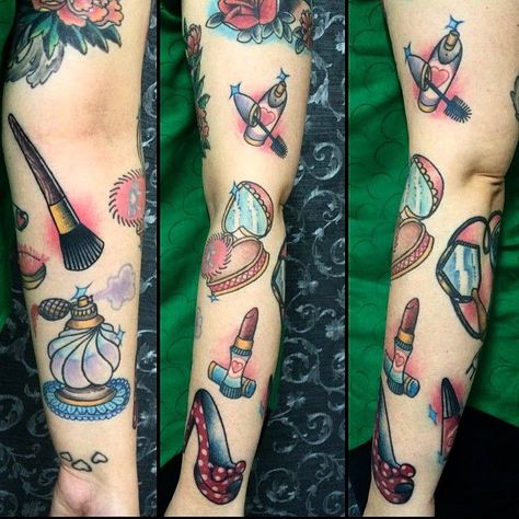 Beautician Tattoo Ideas, Makeup Tattoo Ideas Sleeve, Beautician Tattoo, Makeup Tattoo Ideas, Ocean Bathroom, Lipstick Tattoos, American Traditional Tattoo Ideas, Traditional Tattoo Ideas, Makeup Tattoo