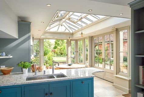 Transforming Your Home with a Kitchen Orangery Extension Glass Extension Kitchen, Orangery Kitchen, Orangery Extension Kitchen, Kitchen Orangery, Kitchen Conservatory, Orangery Extension, Conservatory Decor, Kitchen 2023, Side Extension