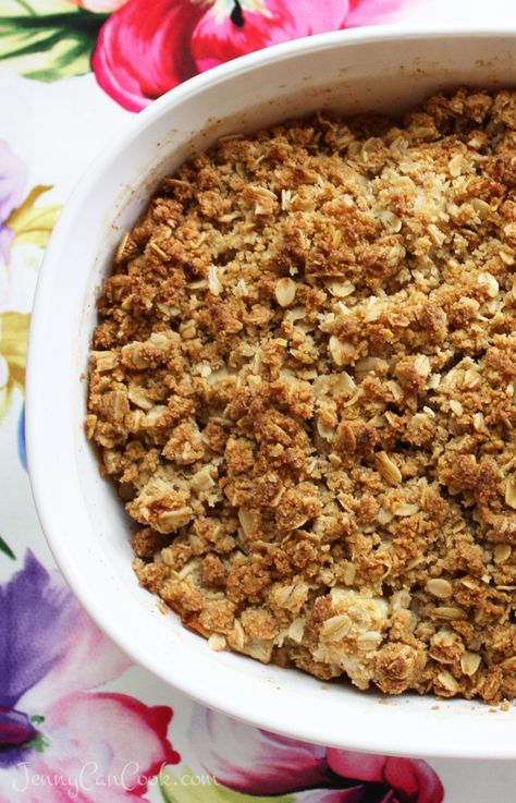 Apple Crisp Simple, Apple Crisp Breakfast, Breakfast Apple Crisp, Jenny Can Cook, Apple Oats, Best Breakfast Smoothies, Apple Crisp With Oatmeal, Oatmeal Crisp, Nutritional Breakfast