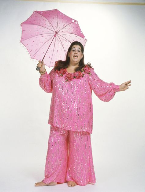 Cass Elliot, Joel Grey, John Phillips, Dont Call Me, September 28, 60s Fashion, Beautiful Soul, American Singers, 70s Fashion