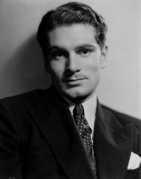 Lawrence Olivier, Old Hollywood Actors, Laurence Olivier, Men Are Men, Hollywood Men, Actors Male, Classic Movie Stars, Old Hollywood Stars, Actrices Hollywood