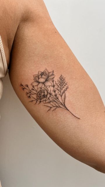 Christina Nguyen 🖊️ Arizona Fineline & Tiny Tattoo Artist on Instagram: "Let me tattoo a whole garden on you 🥰  #finelinetattoo #arizona #arizonatattoo #scottsdale #floraltattoo #flowertattoo #flowerbouquet floral bouquet tattoo, birth flowers tattoo, flower bouquet tattoo, 2 flower bouquet tattoo, dainty flower tattoo, wispy flower tattoo" 7 Flower Bouquet Tattoo, Wrist Bouquet Tattoo, Small Bouquet Tattoo Placement, Family Birth Flower Bouquet Tattoo Placement, Floral Tattoo Placement For Women, Boquetes Of Flowers Tattoo, Fine Line Bouquet Tattoo, Birth Flower Bouquet Tattoo Placement, Flower Tats