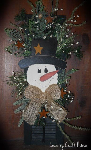 Snowman Shutter Scarecrow Faces, Shutter Crafts, Snowmen Wreaths, Farmhouse Shutters, Shutter Ideas, Snowmen Crafts, Snowman Ideas, Wreath Swag, Santa Crafts