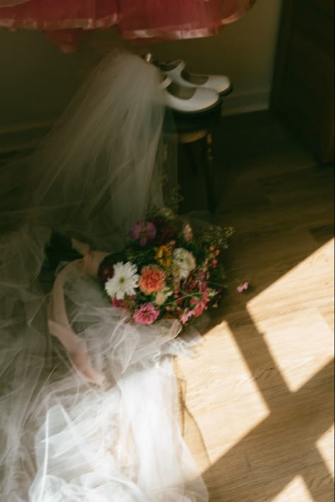 wedding bouquets with zinnia flowers and mary janes homade veil Wedding Details Aesthetic, Floral Wedding Aesthetic, Meg March Wedding, Flower Grandma Wedding, Wedding Bouquet Aesthetic, Simple Wedding Aesthetic, Small Wedding Aesthetic, Joyful Photos, Wedding Aesthetic Bride