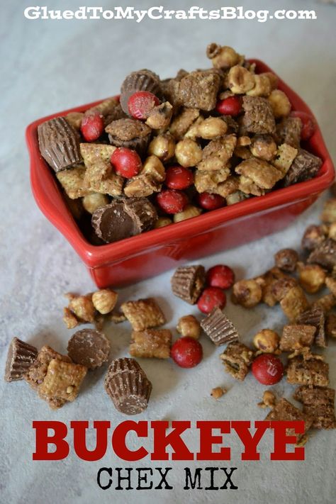 Chex Mix Recipe, Chocolate Chex, Sorority Ideas, Money Honey, Chex Mix Recipes, Snack Mix Recipes, Nut Recipes, Puppy Chow, Chex Mix