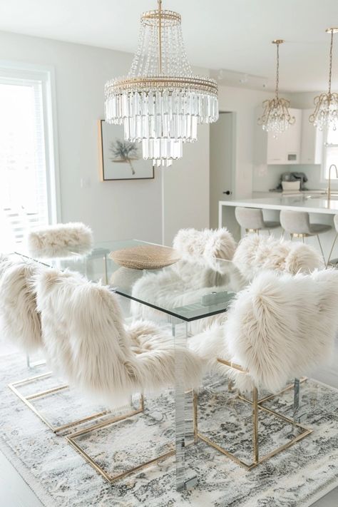 Sophisticated Glam Dining Room Decor Small Glam Dining Room Ideas, Glam Dining Room Decor, Glam Dining Room Ideas, Modern Glam Dining Room, Dining Room Glam, Glam Dining Room, Glam Dining, Glam House, Glam Design