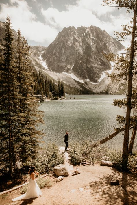 Lake Wedding Pictures, Colchuck Lake, Nature Elopement, Elopement Aesthetic, Pnw Elopement, Lake Elopement, Elopement Planning, How To Elope, Vermont Wedding