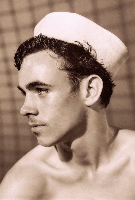 Jim Wilson, sailor (1958) from AMC Bob Mizer's Athletic Model Guide : 1000 Model Directory Vol 2 Dian Hanson (2016) (please follow minkshmink on pinterest) #sailor #gaysailor #bodybuilder #homoerotica #gayerotica #hotsailor Bob Mizer, Russ Meyer, Photos Of Men, Athletic Models, Vintage Sailor, Village People, Le Male, Vintage Boys, Gay Art