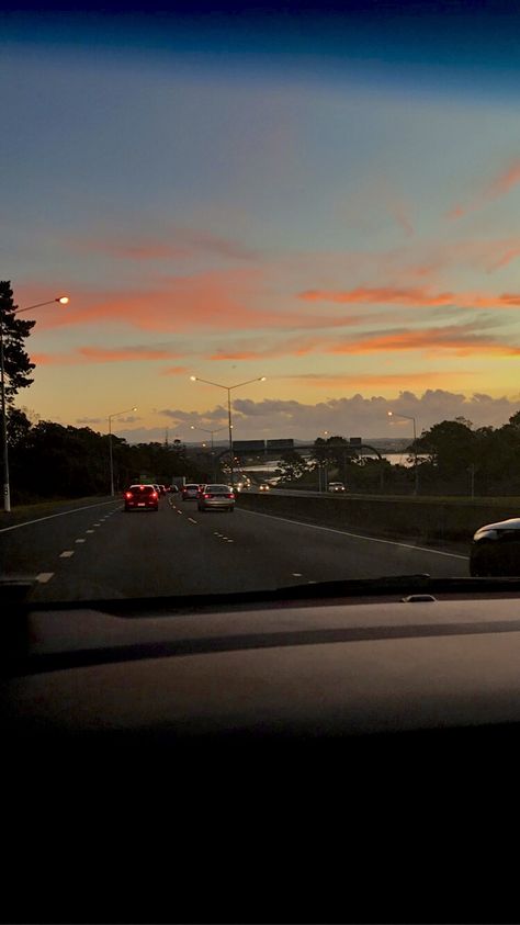 Motorway Aesthetic, Sunset Reflection, Sketches Doodles, Clouds Sunset, Sun Clouds, Art Sketches Doodles, Aesthetic Pretty, Sky View, Pretty Sky