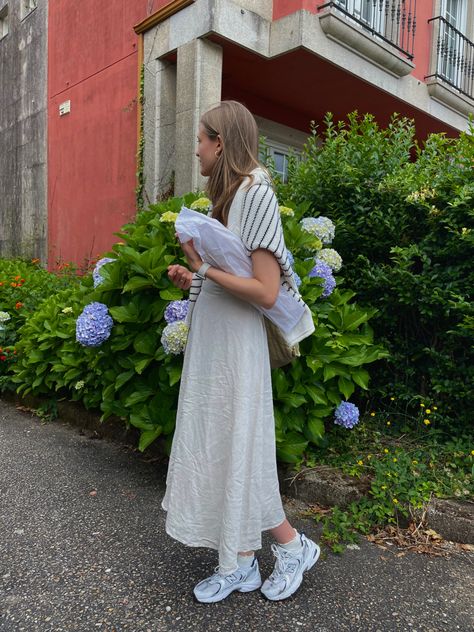 New balance 530 sneakers, oysho dress and Spanish green street 🪄 Summer outfit, flowers aesthetics Midi Dress And Trainers, New Balance With Dress, White Chunky Sneakers Outfit, Dad Shoes Outfit Women, Oysho Dress, Dad Shoes Outfit, Seoul Summer, New Balance 530 Outfit, Nb 530