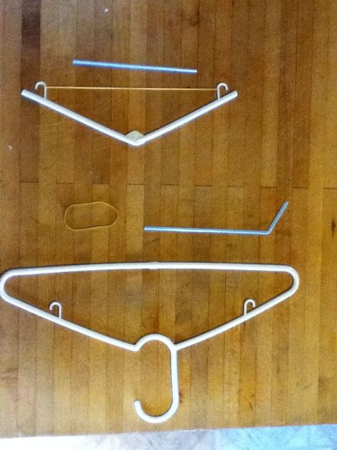 Hanger Bow And Arrow, Diy Cupids Bow And Arrow, Diy Cupid Bow And Arrow, How To Make A Bow And Arrow, Diy Bow And Arrow, Cupid Costume Ideas, Arrow Crafts, Arrows Diy, Diy Crafts For Girls